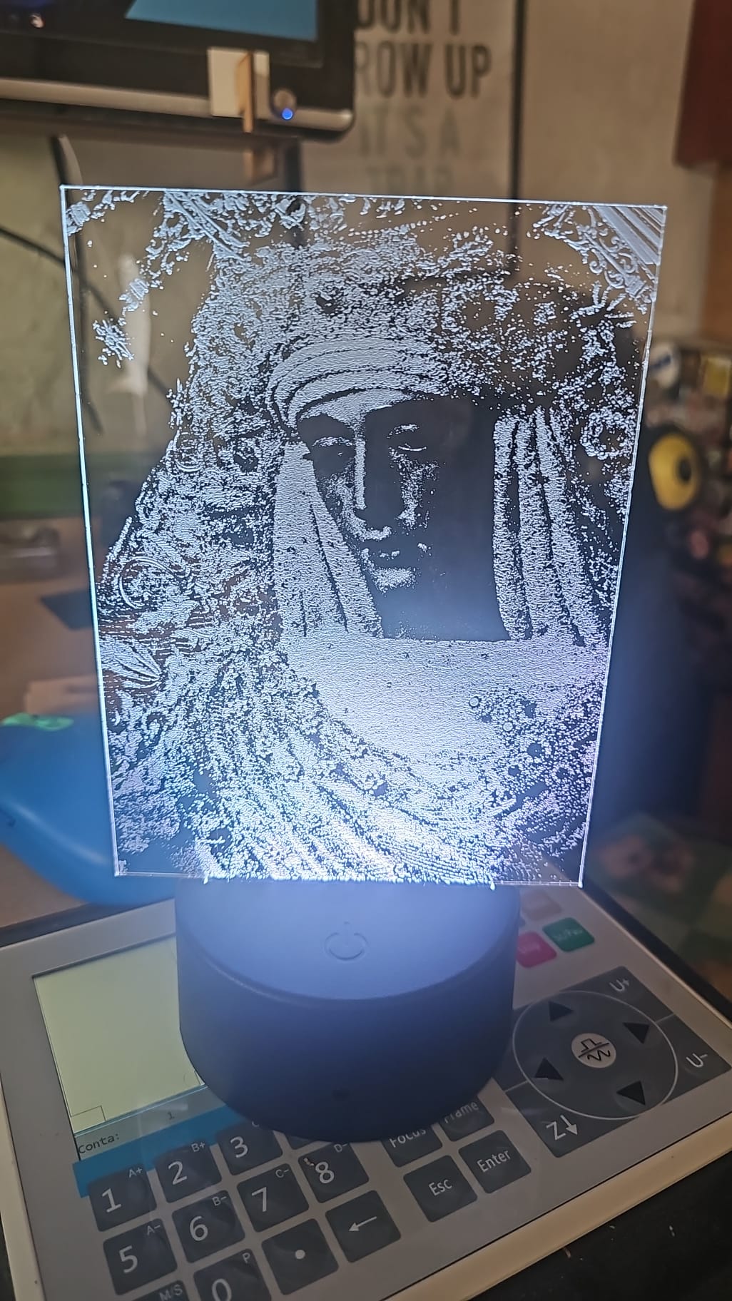 Lámpara LED personalizada en metacrilato