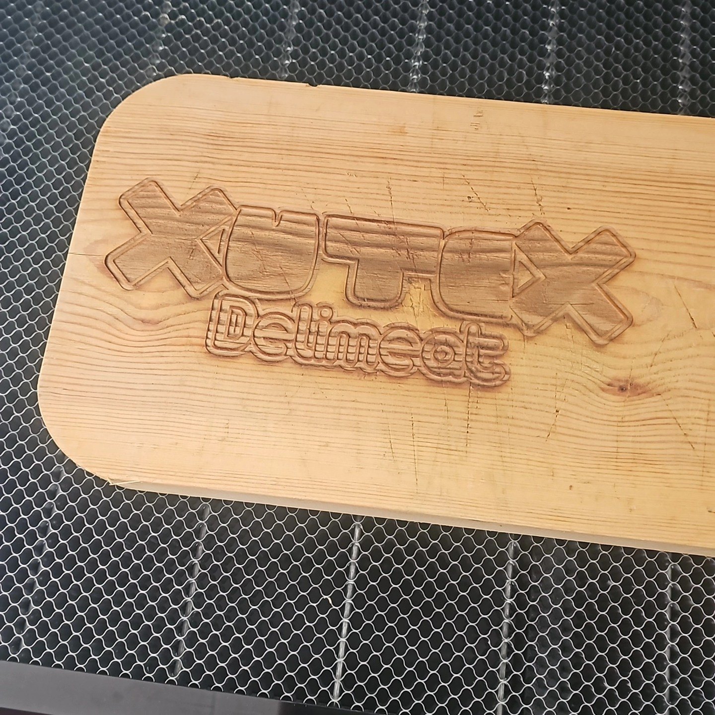 Grabado personalizado en madera