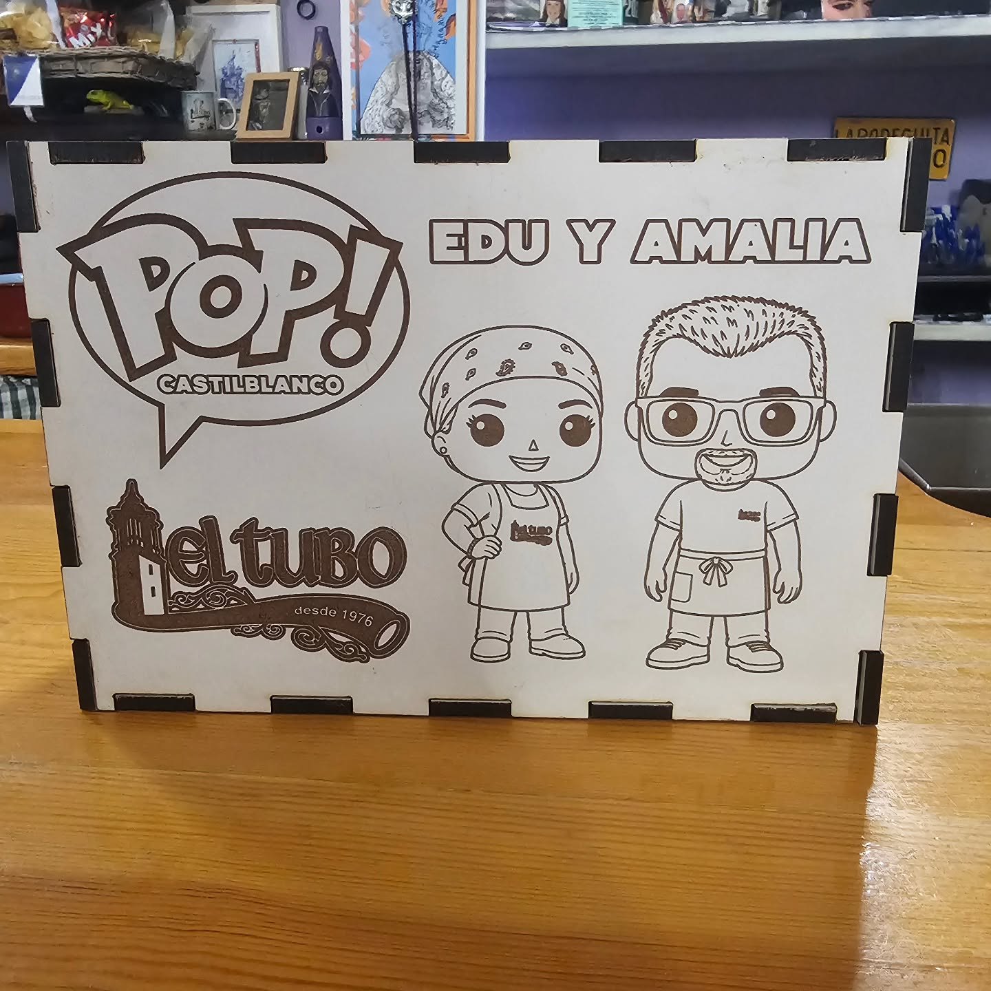 MiniTú Edu y Amalia con Bar El Tubo