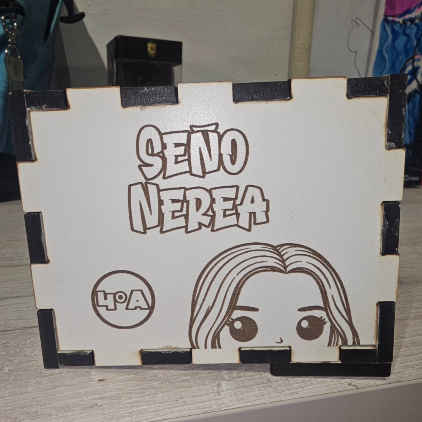 Detalle trasero del MiniTú Maestra